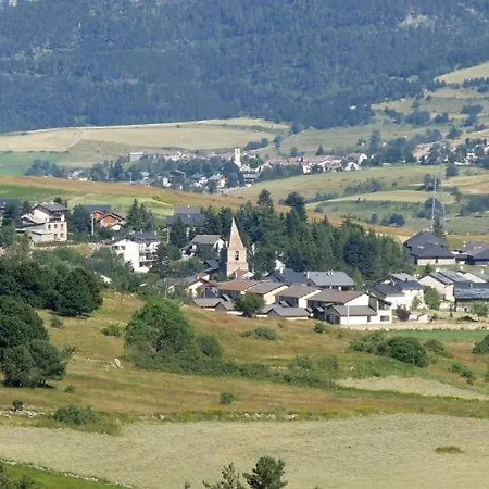 I Pyrenees 2000 דירה *